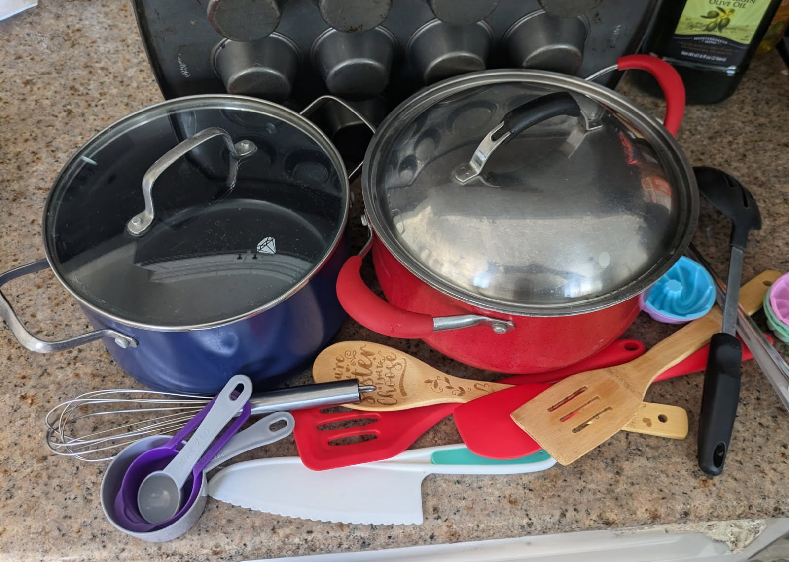Kitchen safety tips for students who like to cook